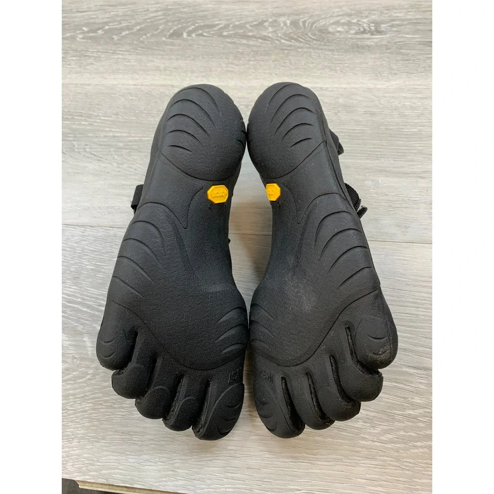 Vibram FiveFingers KMD Sport Women's Black Barefoot Training 7.5 Gym Shoes